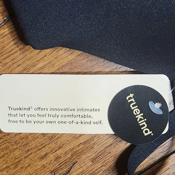 Truekind Daily Comfort Wireless Shaper Bra Black Size Large NWT - Picture 6 of 6